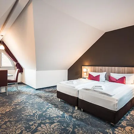 Martas Lutherstadt فندق 3*