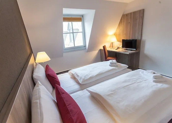 Martas Lutherstadt Hotell 3*