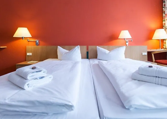 Отель Martas Lutherstadt 3*